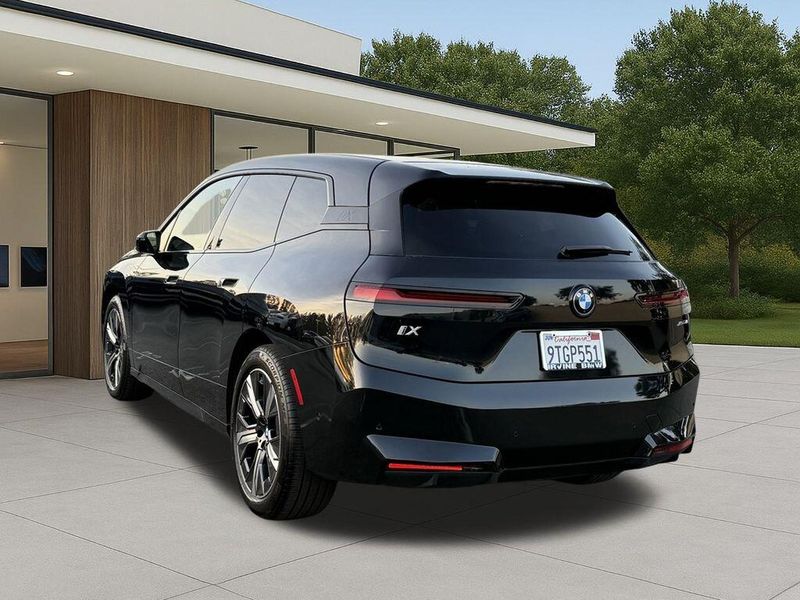 Used 2026 BMW iX xDrive45Image 10