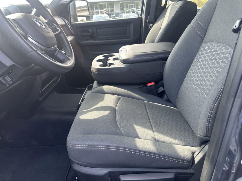 New 2025 RAM 2500 Tradesman Crew Cab 4x4 6