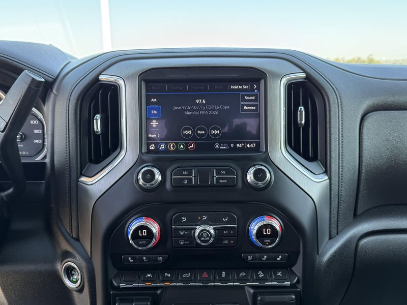 Used 2022 GMC Sierra 1500 Limited DenaliImage 26