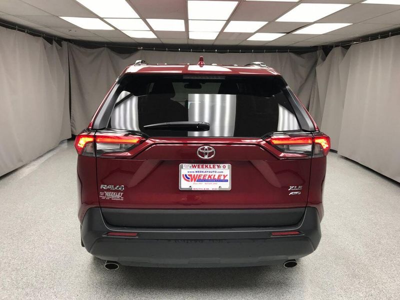 Used 2025 Toyota RAV4 XLEImage 14