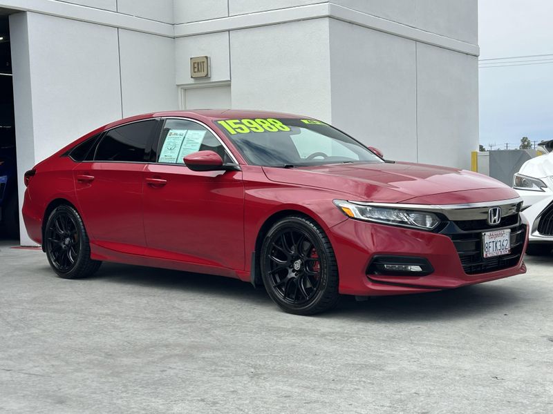 Used 2018 Honda Accord Sedan SportImage 2