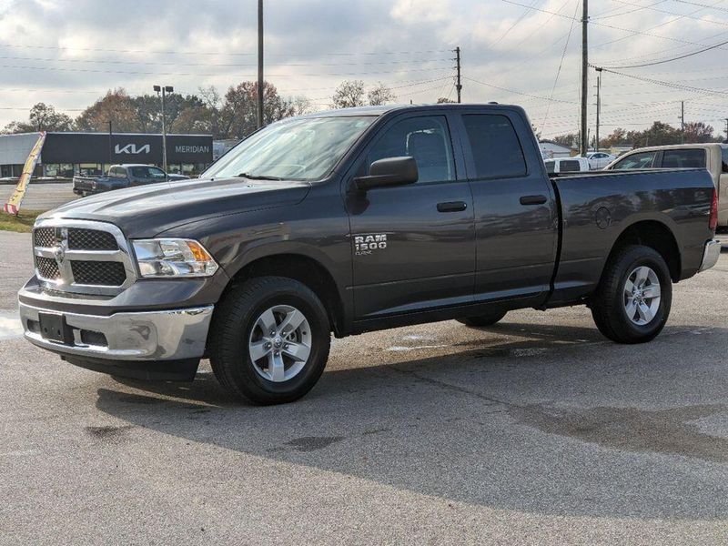 2024 RAM 1500 Classic SLTImage 7