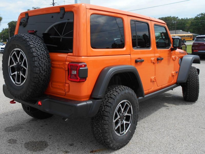2025 Jeep Wrangler 4-door RubiconImage 28