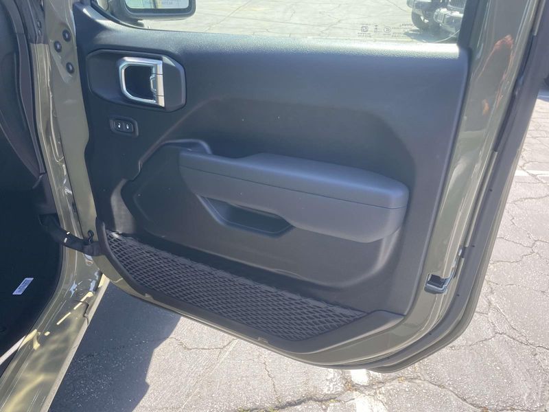 New 2026 Jeep Wrangler 4-door Sport S