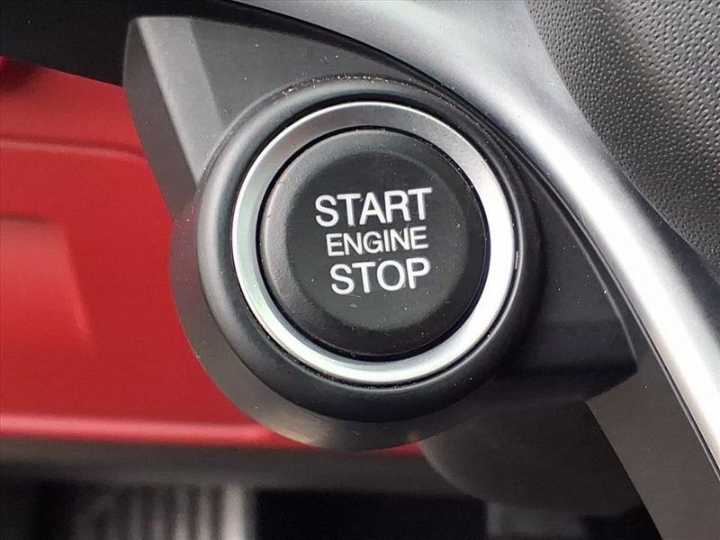 Used 2019 Alfa Romeo Stelvio Ti SportImage 22