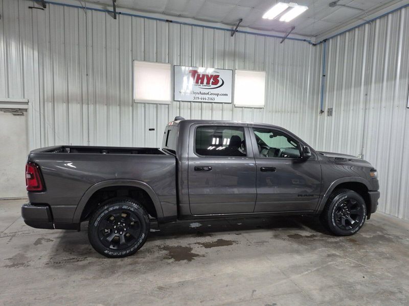 2025 RAM 1500 Big Horn Crew Cab 4x4 5