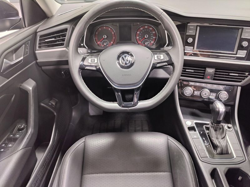 2021 Volkswagen Jetta SE w/Sunroof & Cold Weather PkgImage 16