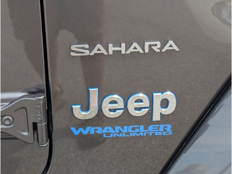 2021 Jeep Wrangler 4xE Unlimited SaharaImage 9