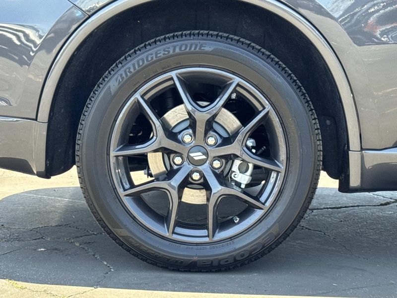 New 2026 Dodge Durango Gt Plus Awd Hemi V8