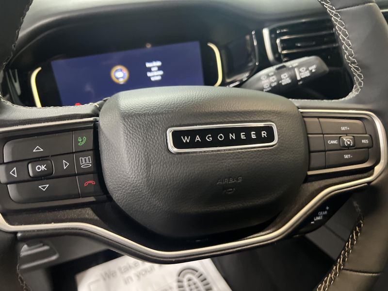 2022 Jeep Wagoneer Series IImage 28