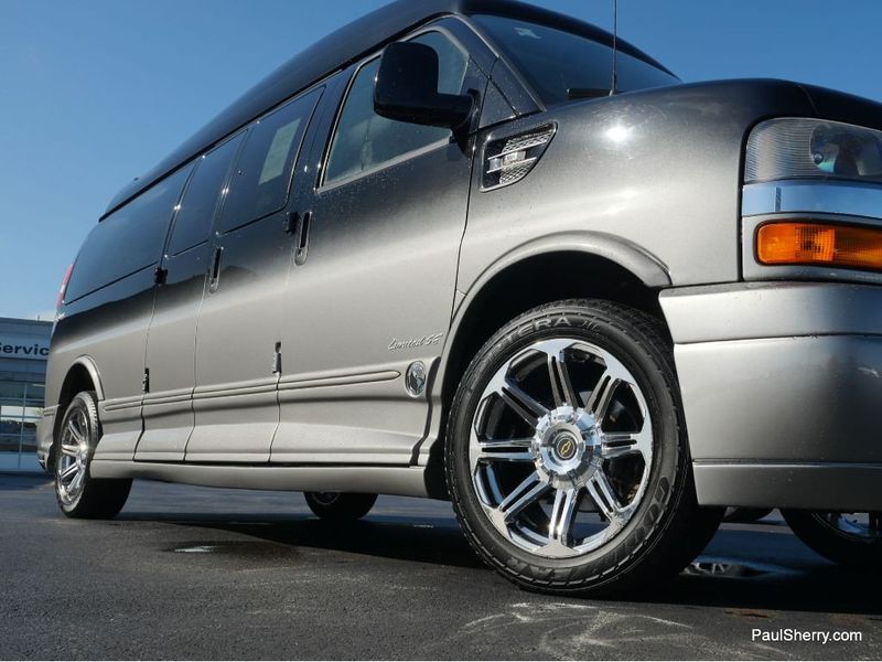 2015 Chevrolet Express 2500 Image 23