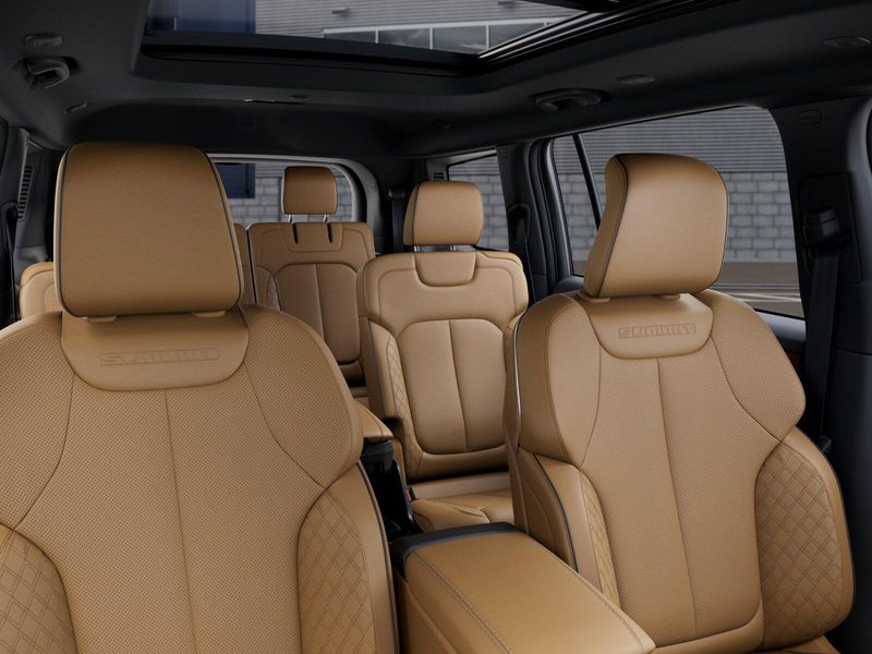 New 2026 Jeep Grand Cherokee L Summit 4x4Image 26