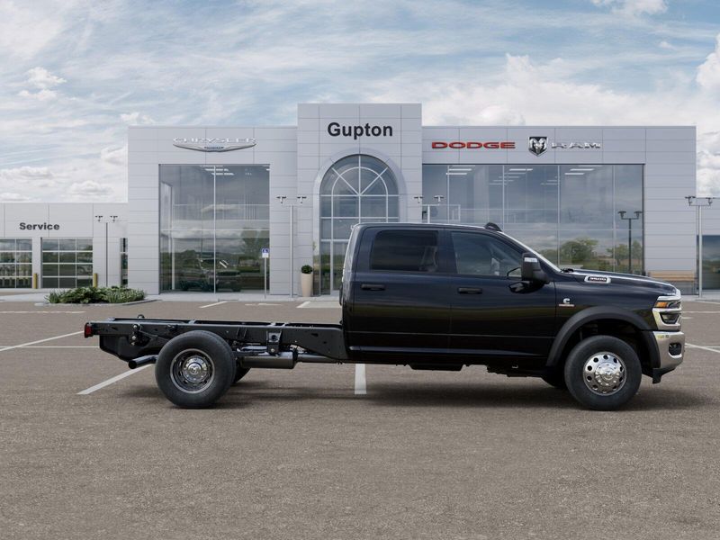 New 2026 RAM 3500 Tradesman Crew Cab Chassis 4x4 60