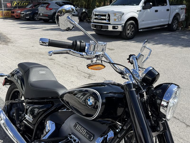 2021 BMW R 18 First Edition