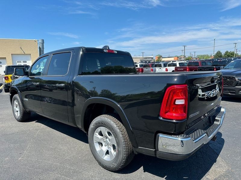 2025 RAM 1500 Big Horn Crew Cab 4x4 5