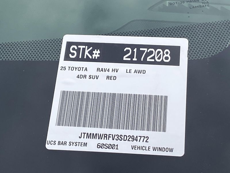 2025 Toyota RAV4 Hybrid LEImage 20
