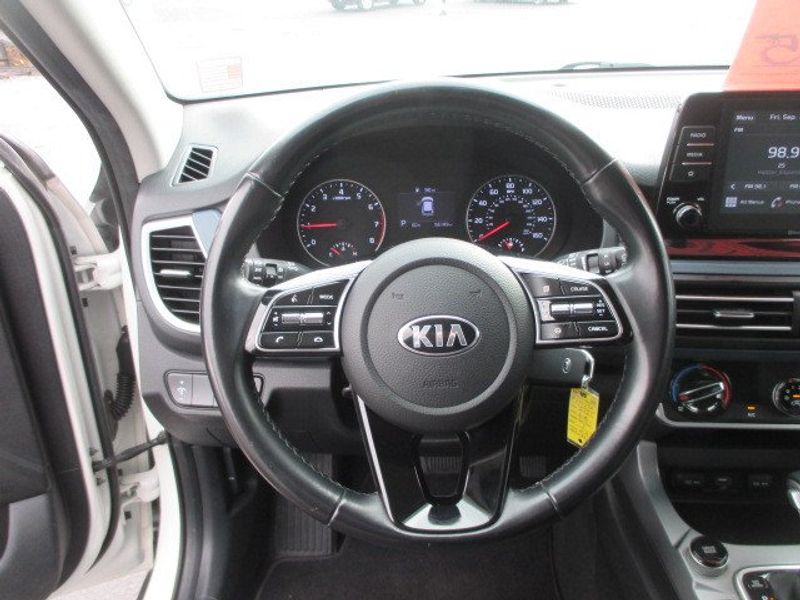 2021 Kia Seltos SImage 18