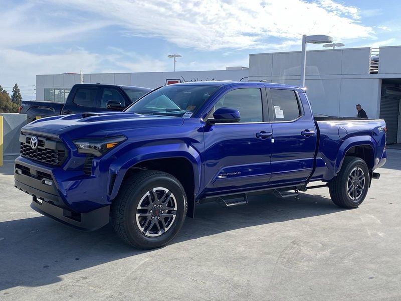 2024 Toyota Tacoma TRD SportImage 6