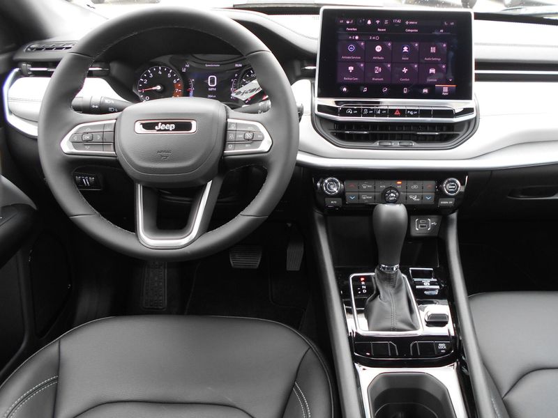 2025 Jeep Compass Limited 4x4Image 4