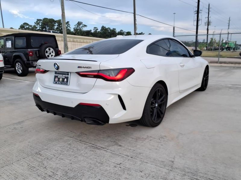 Used 2024 BMW 4 Series M440i xDriveImage 16