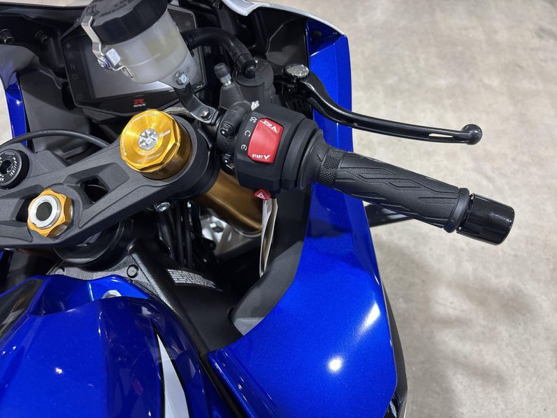 New 2027 Suzuki GSX-R1000R 40TH ANNIVERSARY EDITION Image 23