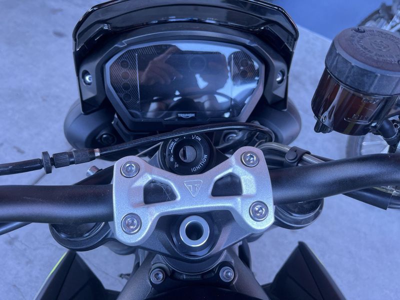 Used 2021 Triumph Street Triple RS Image 17