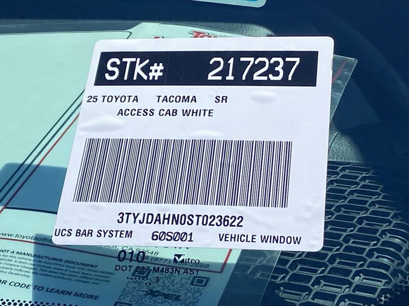 2025 Toyota Tacoma SRImage 23