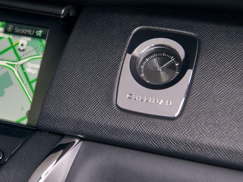 Used 2024 Rolls-Royce Cullinan Image 16