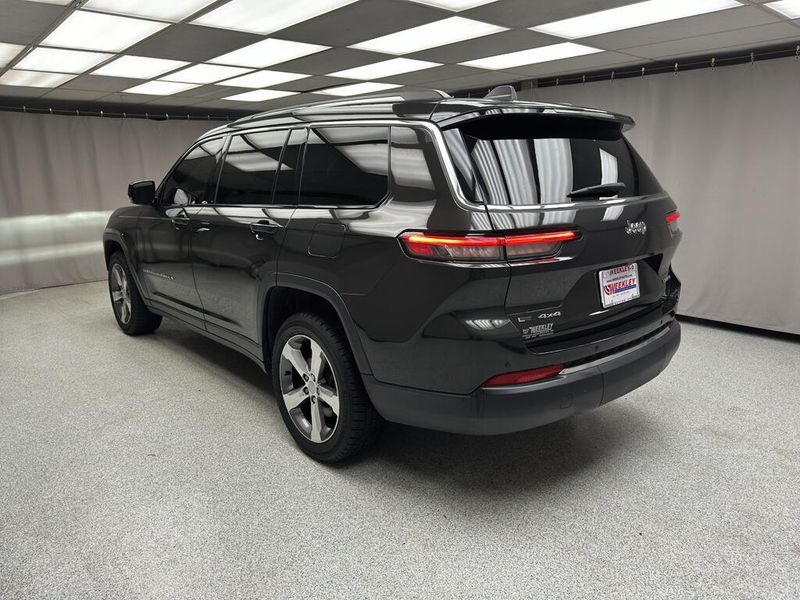 Used 2022 Jeep Grand Cherokee L LimitedImage 10
