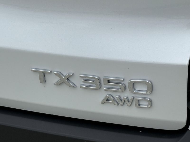 2025 Lexus TX Image 13