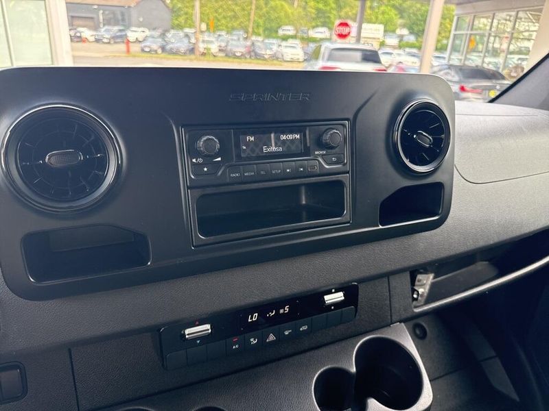 2019 Freightliner Sprinter 2500 