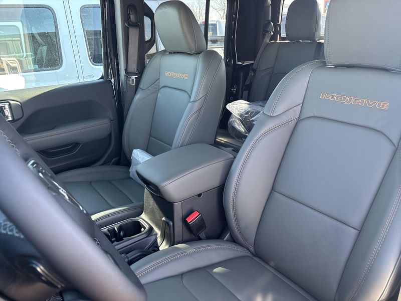 New 2026 Jeep Gladiator Mojave X 4x4Image 22