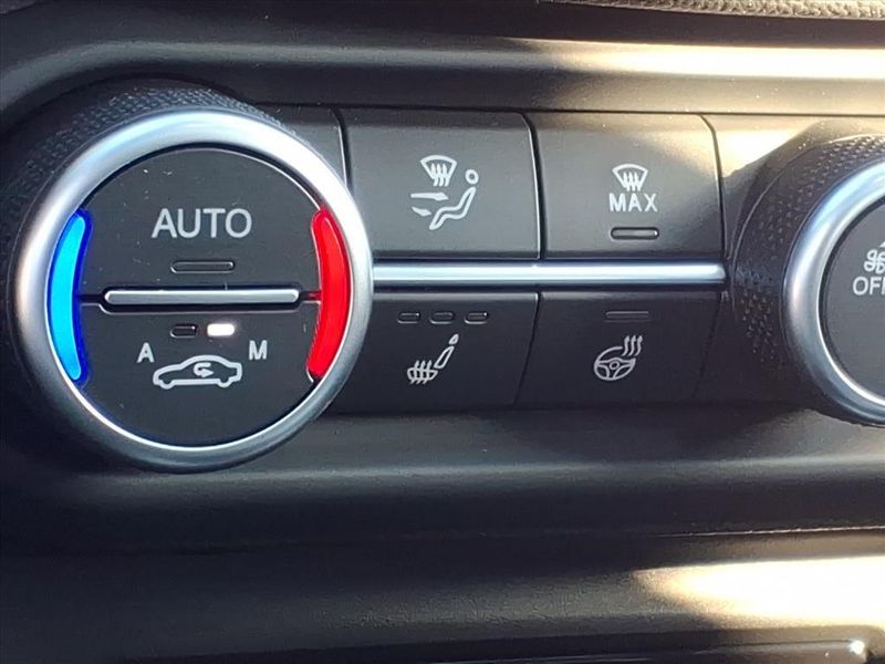 New 2025 Alfa Romeo Giulia RwdImage 23