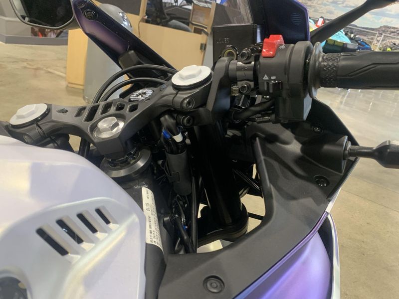 2025 Yamaha YZF-R3 ABS Image 26