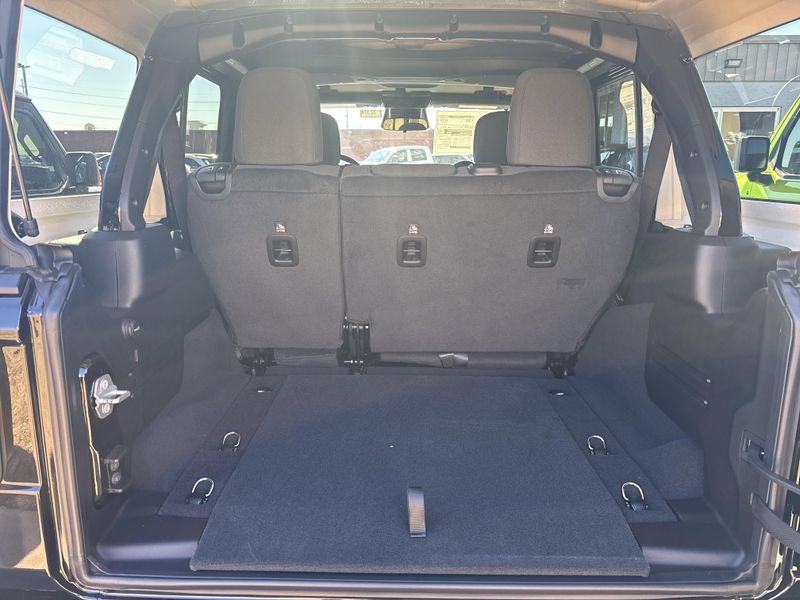 New 2026 Jeep Wrangler 4-door WillysImage 10