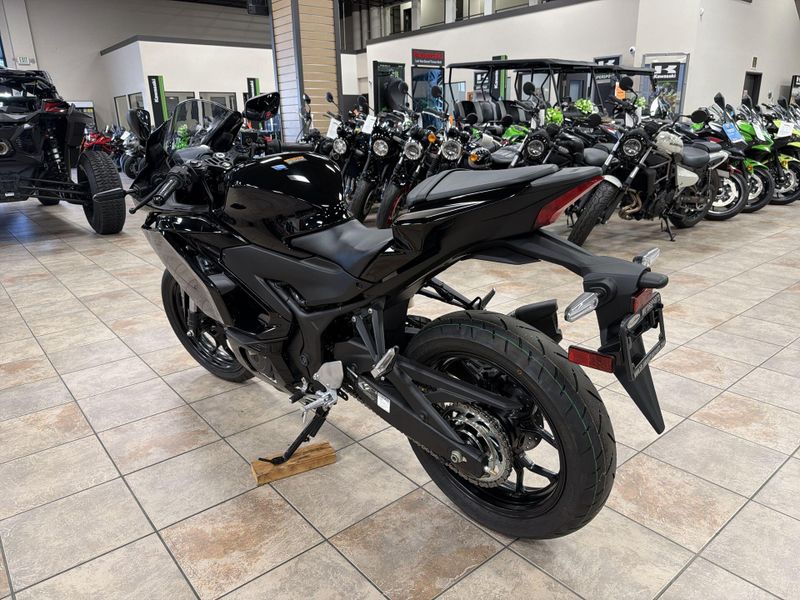 New 2026 Yamaha YZF-R3 ABS Image 19