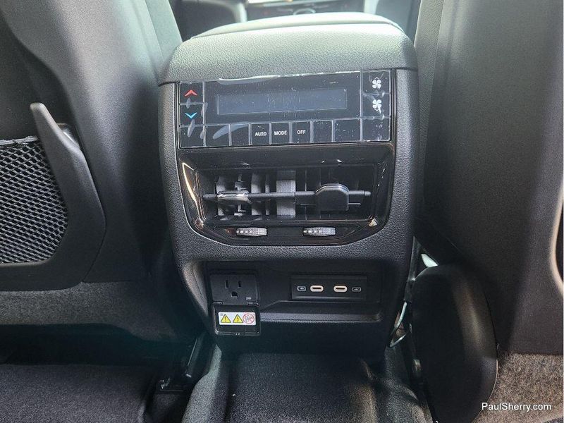 New 2026 Jeep Grand Cherokee L Laredo Altitude 4x4
