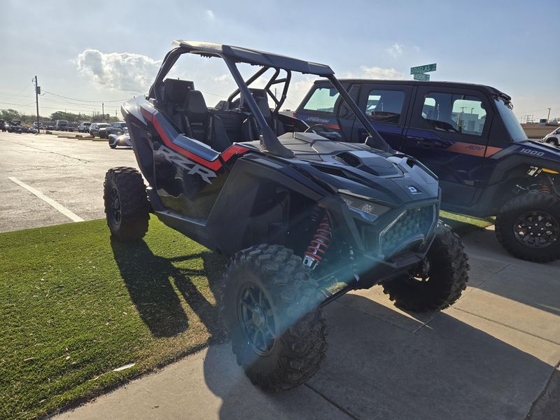 2025 Polaris RZR PRO XP ULTIMATE ONYX BLACK Image 4