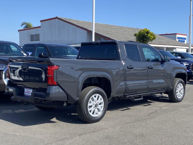 2025 Toyota Tacoma SR5Image 3