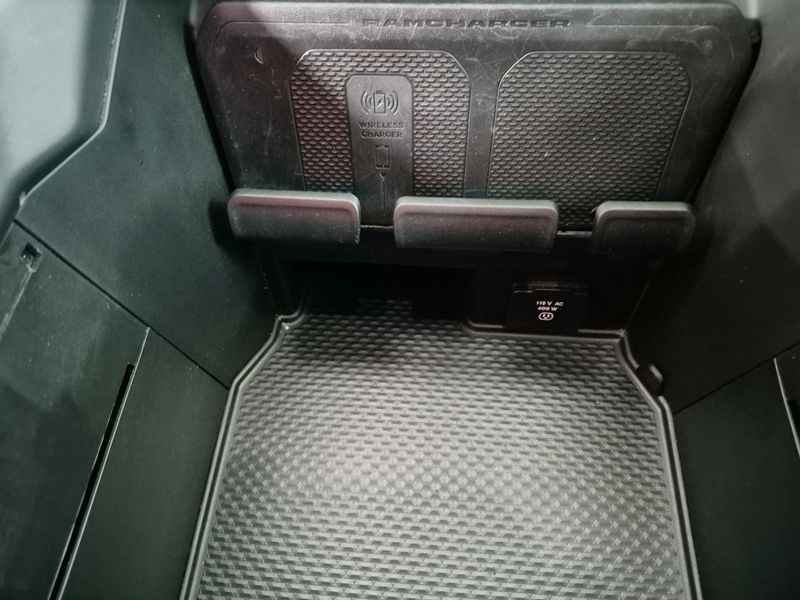 2022 RAM 1500 LonghornImage 44