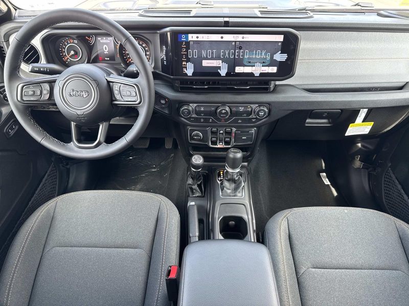 New 2026 Jeep Gladiator Sport S 4x4