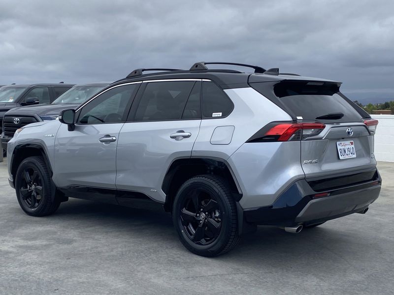 2021 Toyota RAV4 XSEImage 6