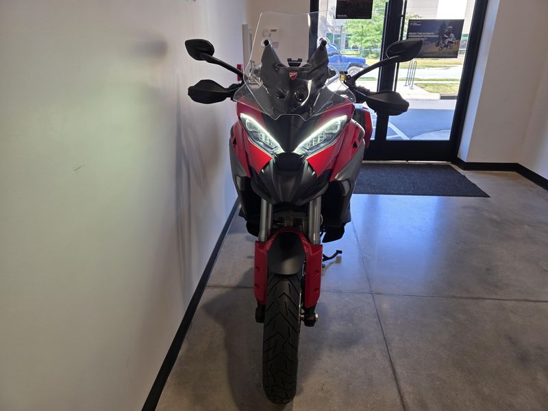 New 2025 Ducati Multistrada V4 S Travel  Radar 