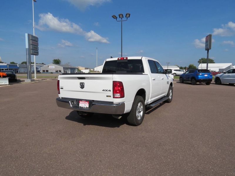 Used 2019 RAM 1500 Classic SLT 4x4 4dr Crew Cab 5.5 ft. SB PickupImage 6