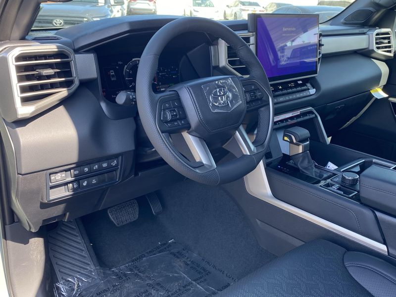 2025 Toyota Tundra Limited HybridImage 13