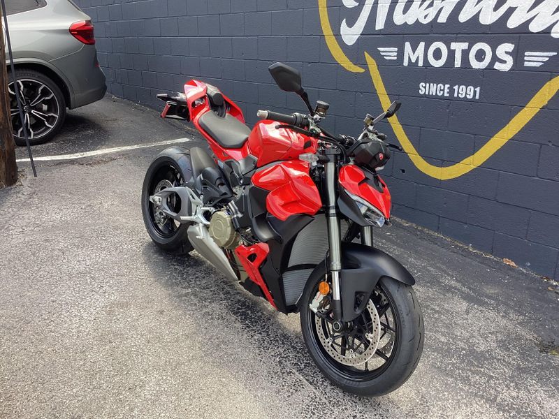 New 2026 Ducati Streetfighter V4 