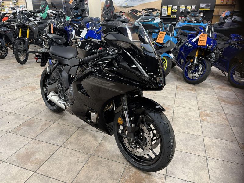 New 2026 Yamaha YZF-R7 Image 11