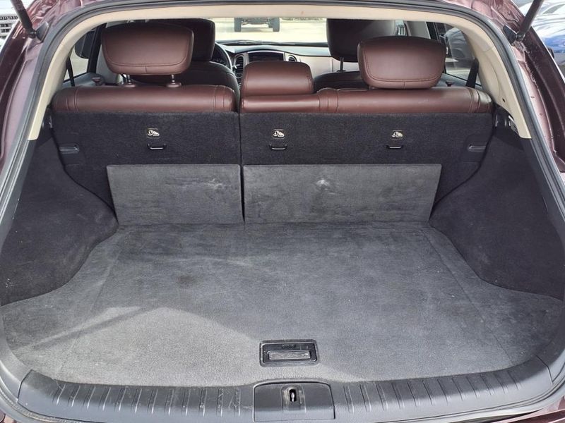 2017 INFINITI QX50 BaseImage 7