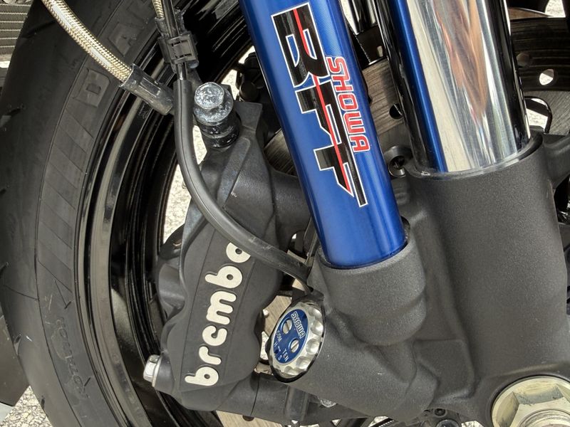 2025 Suzuki GSX-R1000RZ