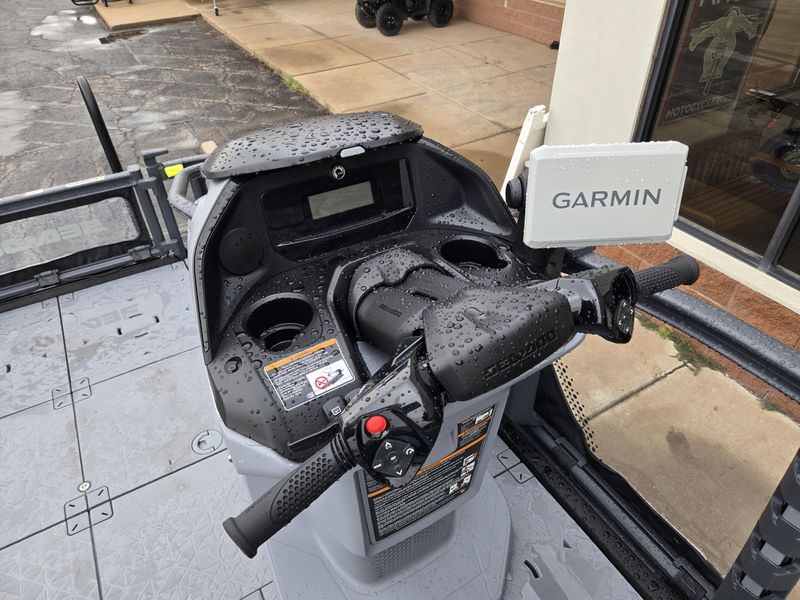 NEW 2026 SEADOO SWITCH FISH COMPACT 170 Image 18